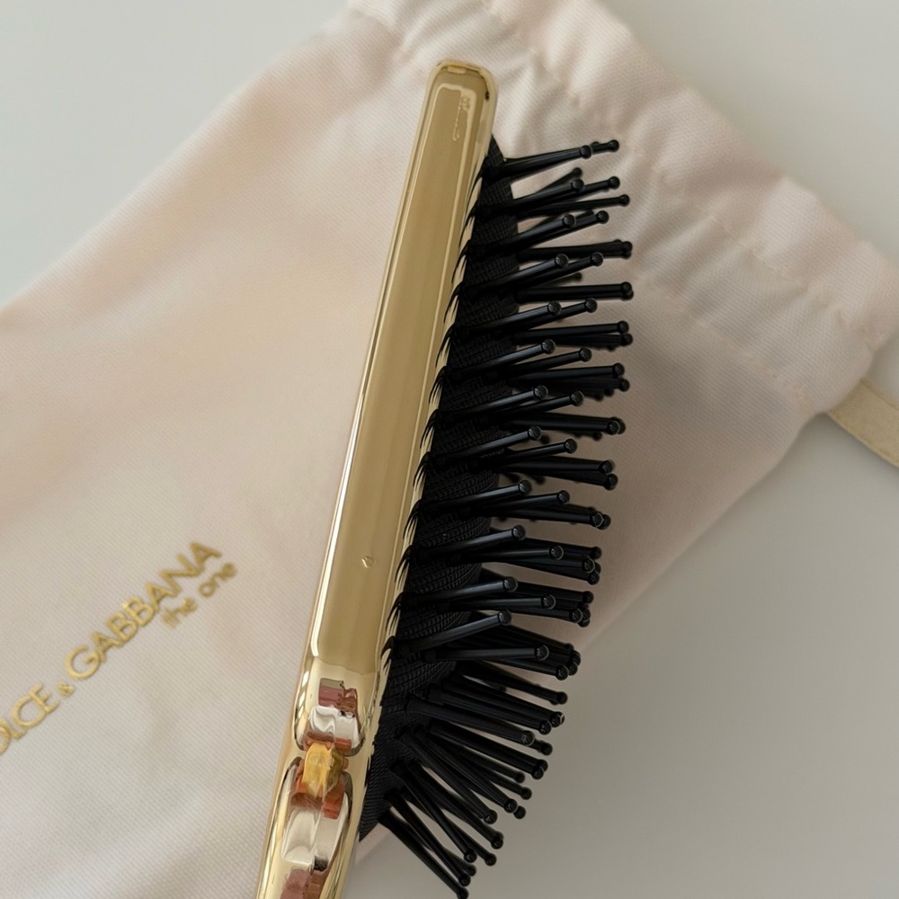 NWT Dolce & Gabbana The One Beauty Hairbrush - Picture 6 of 13